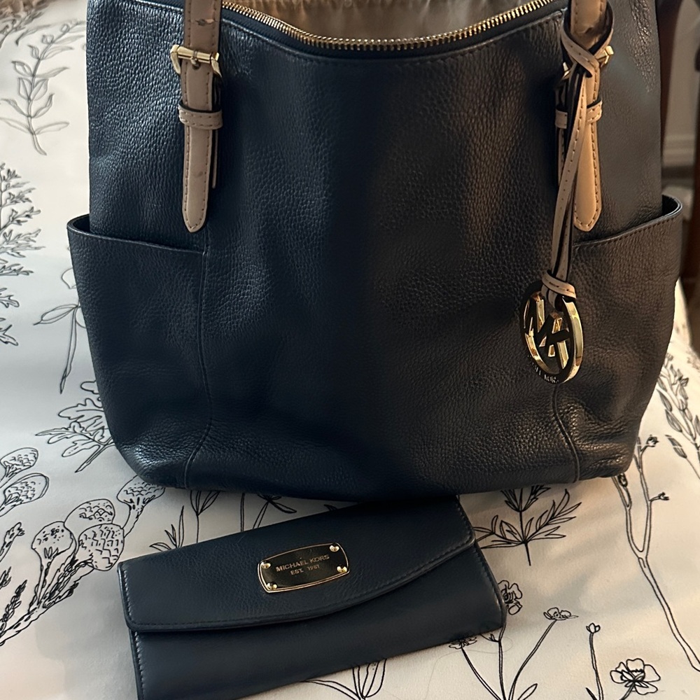 Michael Kors Navy Leather Shoulder Bag